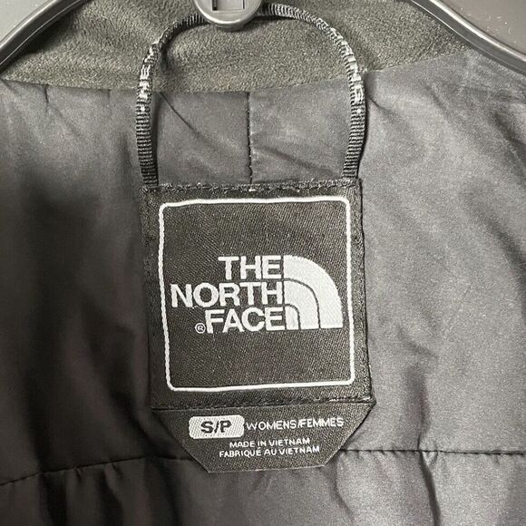 NORTH FACE Quilted Jacket Womens Small S Black Full Zip Lightweight Zip Pockets - Picture 9 of 13